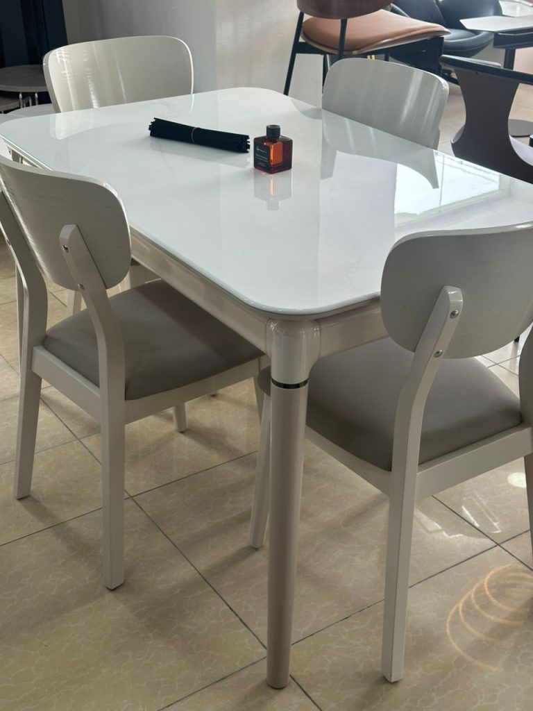 Dinning Table